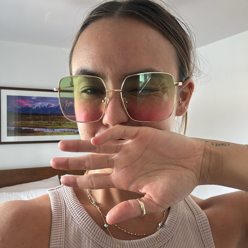 Funky glasses - Picture 3 of 3